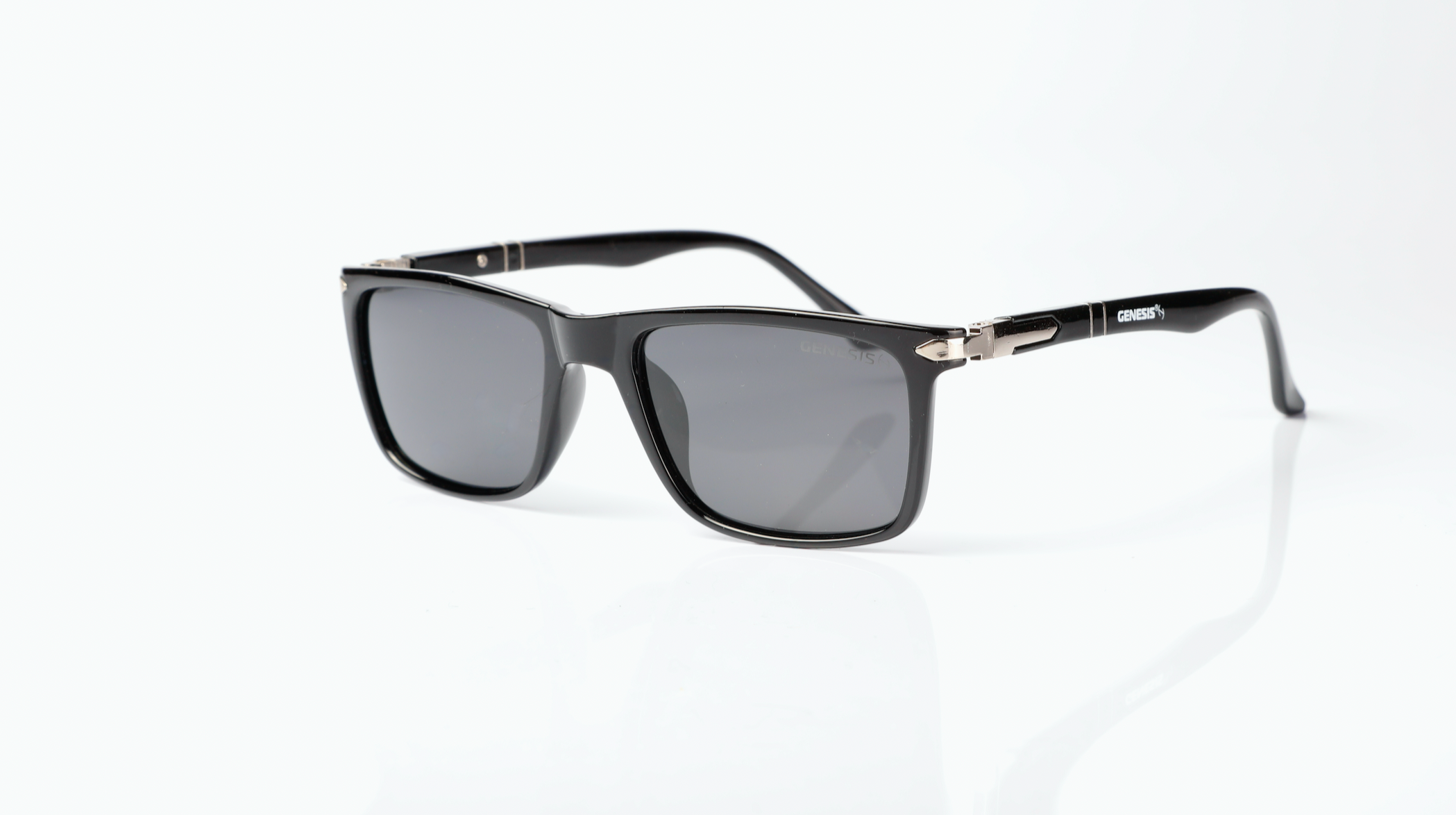 Lentes de Sol GENESIS Acapulco Negro Linea 2024