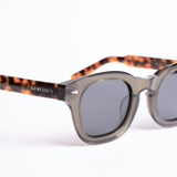 Lentes de Sol GENESIS Línea de Lujo Splendore Negro Marrón LL6