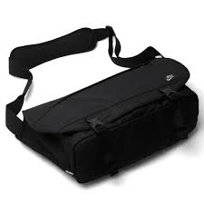 Mochila Nike Mesenger Negra